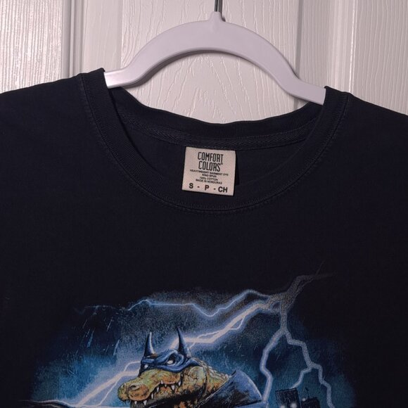 Gatorland: Batcroc The Croc Knight USED Shirt (S, Black, Batman Parody, Orlando) - Picture 3 of 7